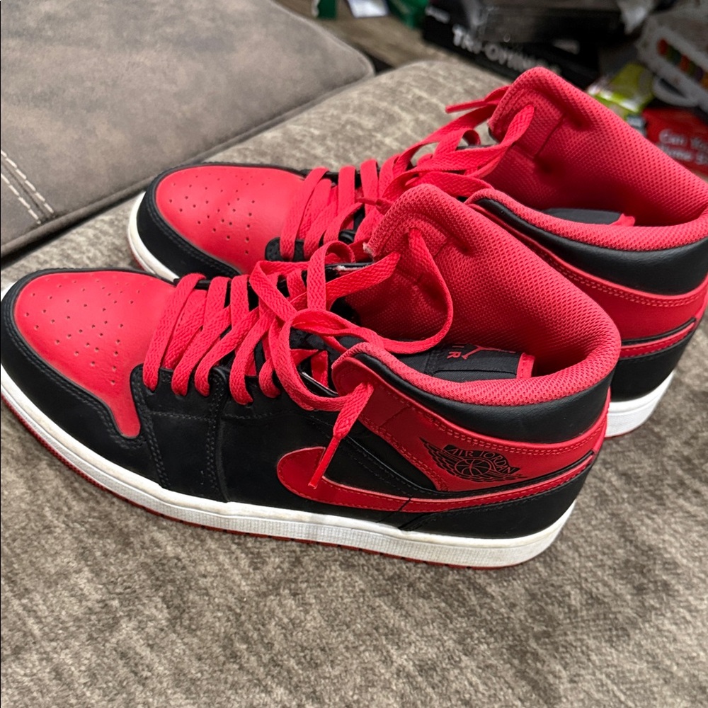 Nike Air Jordan Bred GS Red & Black High-Top Men's Basketball Sneakers 9